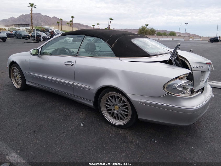 2004 MERCEDES-BENZ CLK 320 auction photo 3