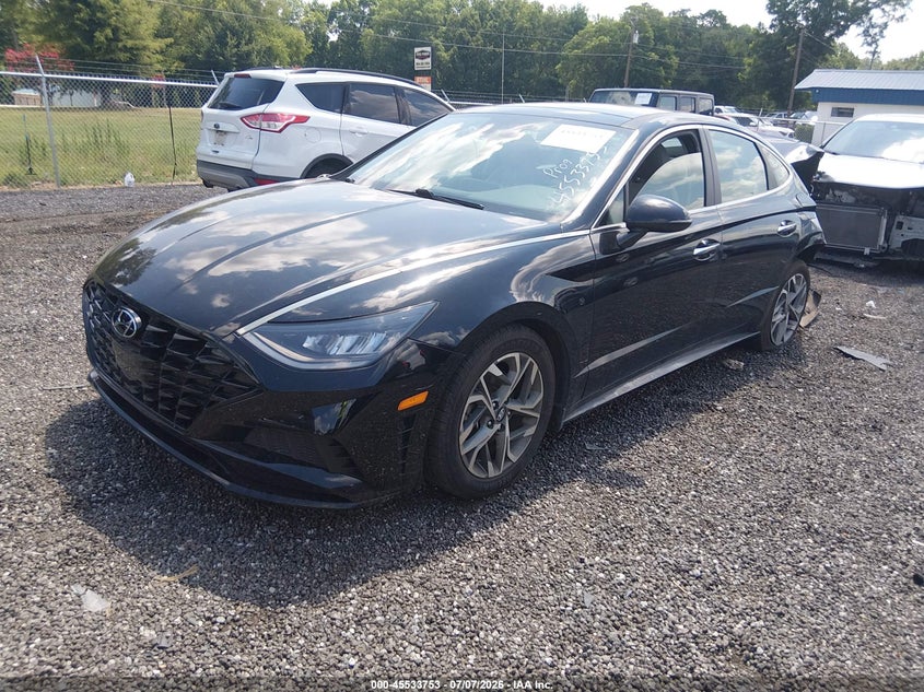 2021 HYUNDAI SONATA auction photo 2