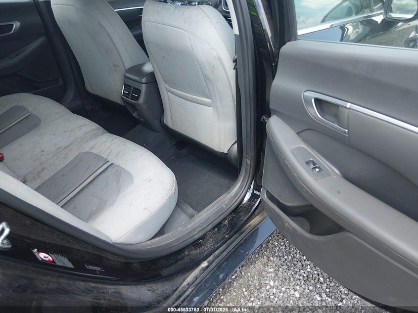 2021 HYUNDAI SONATA auction photo 8