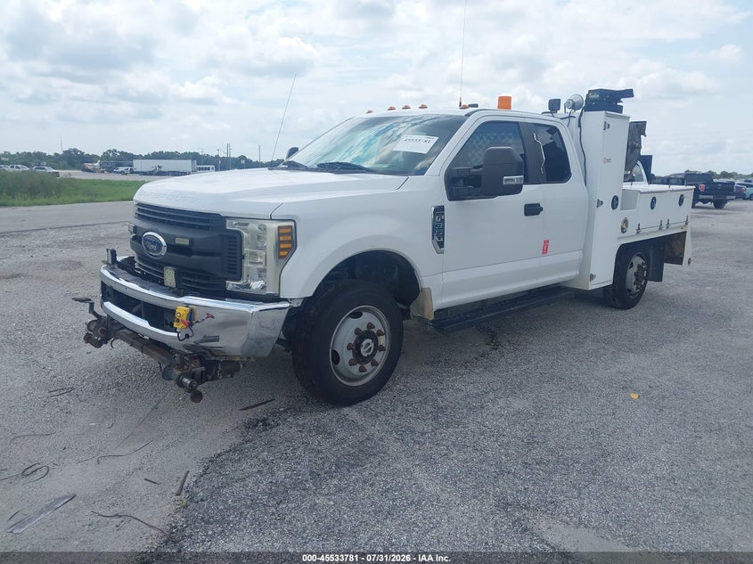 2018 FORD F-350 — zdjęcie 2