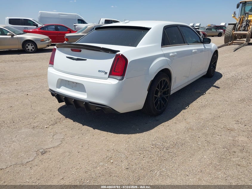 2019 CHRYSLER 300 auction photo 4