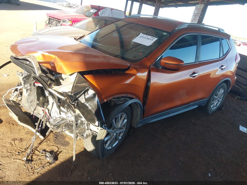 2017 NISSAN ROGUE auction photo 2