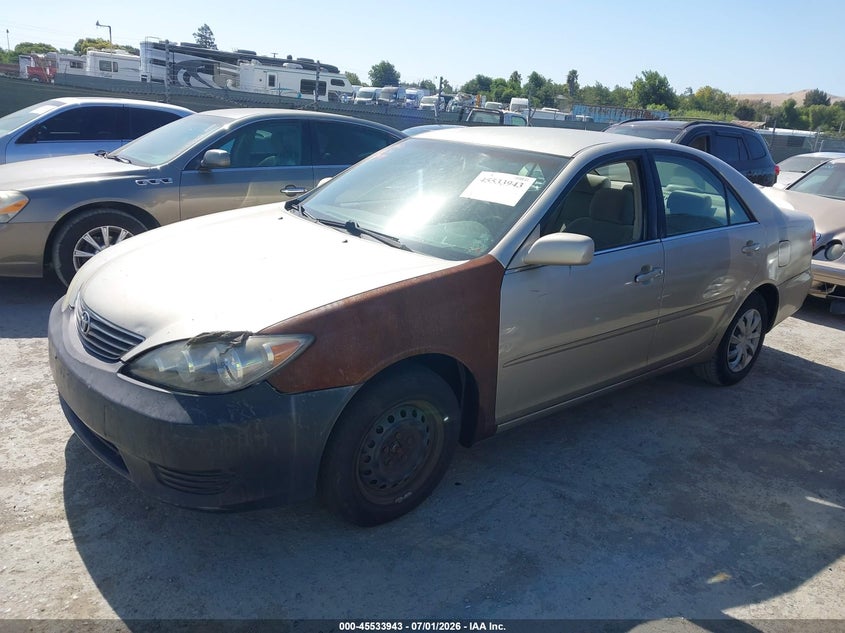 2005 Toyota Camry Le 4T1BE30KX5U549987 photo 1