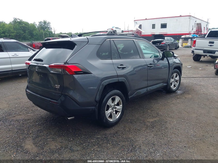 2020 TOYOTA RAV4 auction photo 4