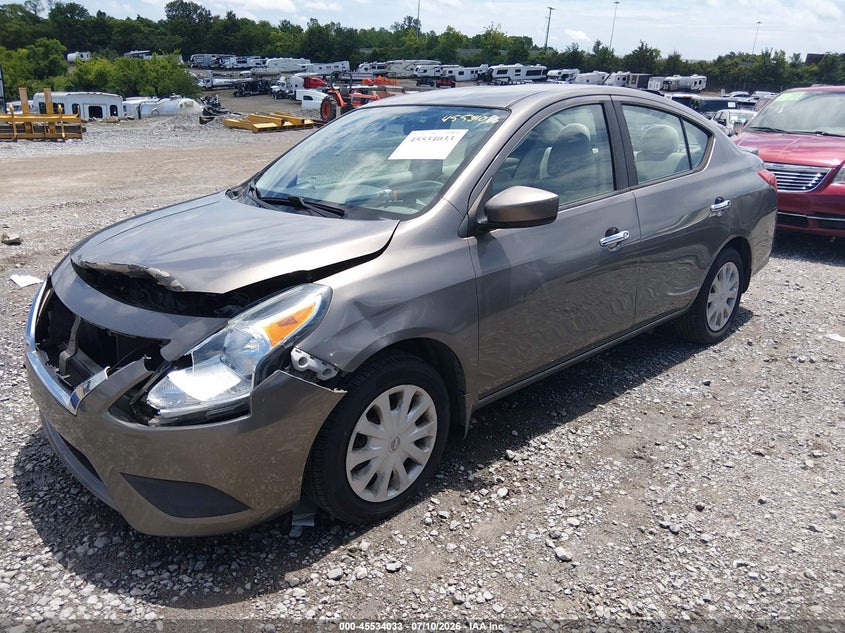 Vin: 3n1cn7ap3gl828918, lot: 46032277, nissan versa 1.6 sv 20162