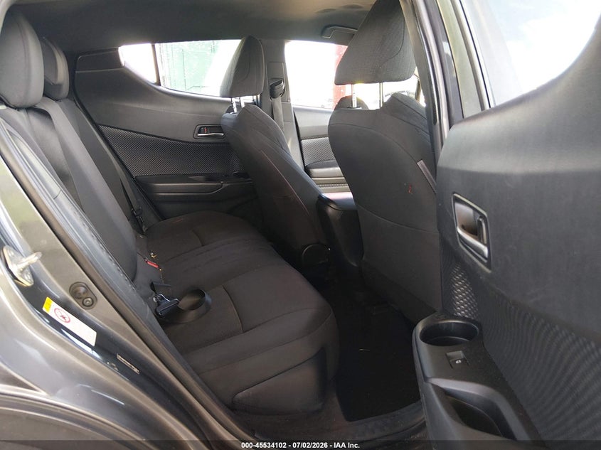 2018 TOYOTA C-HR auction photo 8