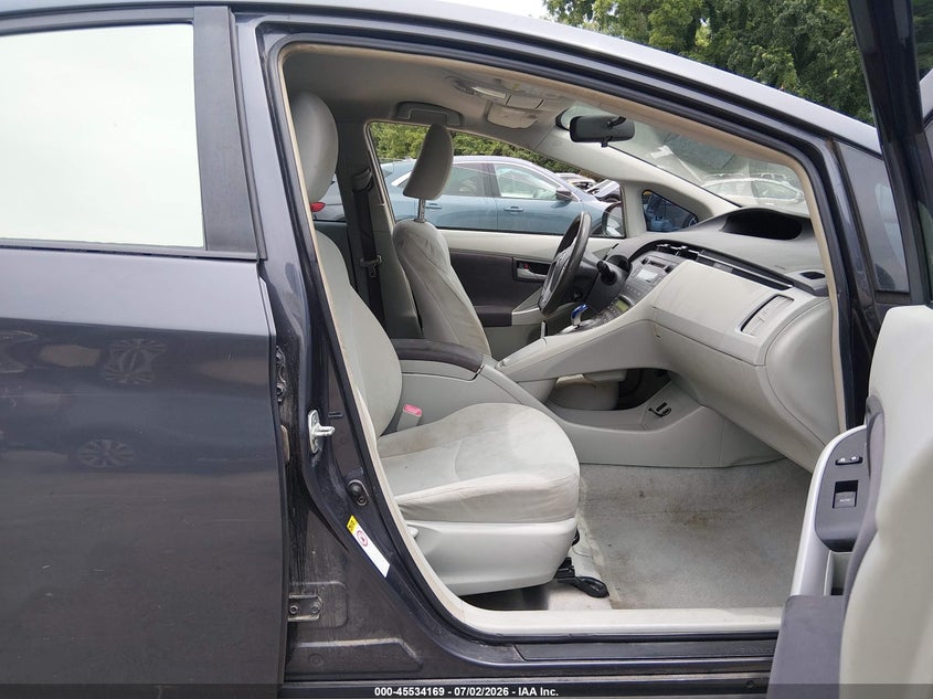 2011 TOYOTA PRIUS auction photo 5