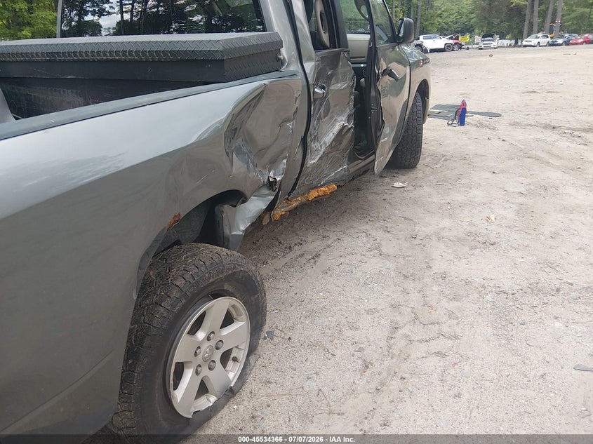 2010 DODGE RAM 1500 auction photo 6