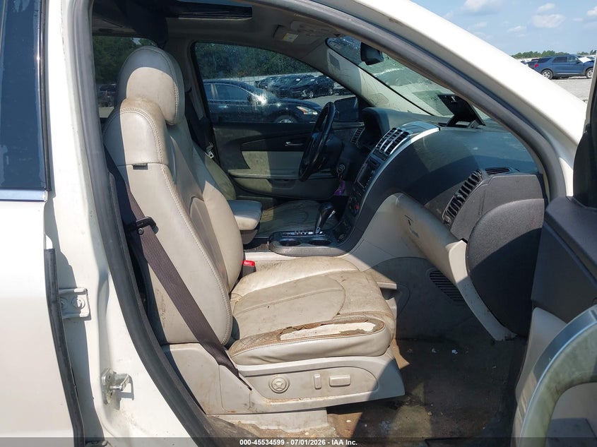 2008 GMC ACADIA auction photo 5