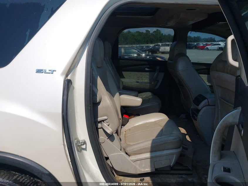 2008 GMC ACADIA auction photo 8