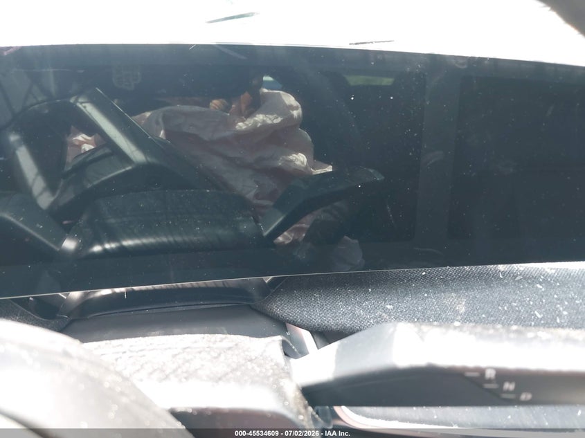 2024 LUCID AIR auction photo 7
