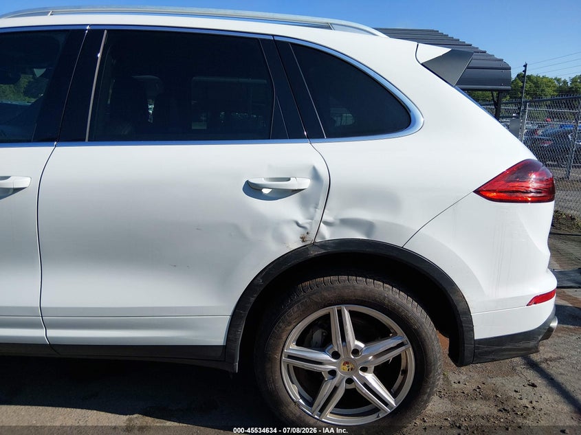 2016 Porsche Cayenne S VIN: WP1AB2A29GLA92131 Lot: 45534634