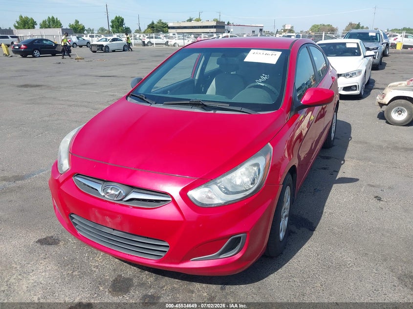 2013 HYUNDAI ACCENT auction photo 2