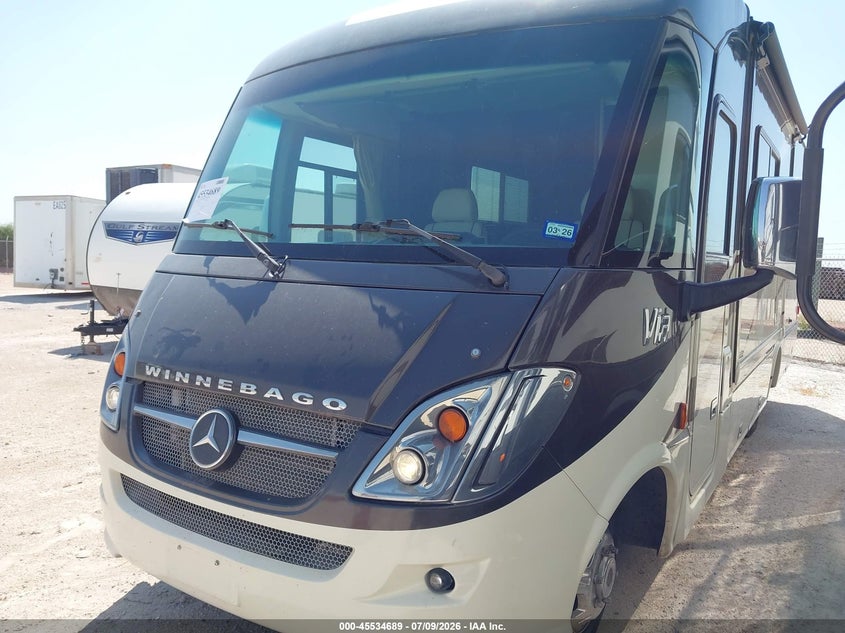 2016 WINNEBAGO SPRINTER auction photo 2