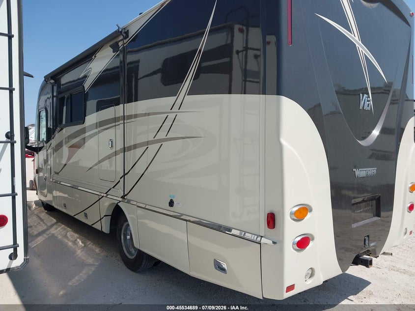 2016 WINNEBAGO SPRINTER auction photo 3