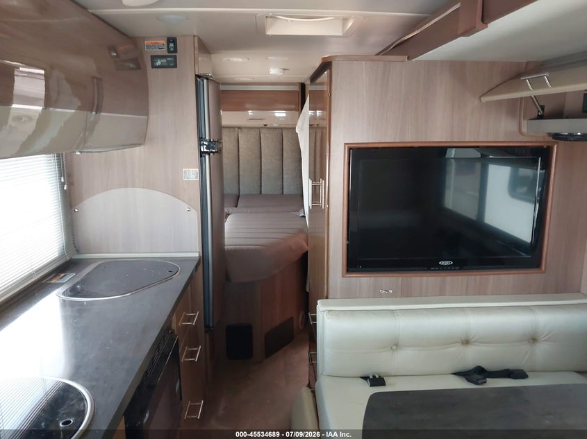 2016 WINNEBAGO SPRINTER auction photo 8