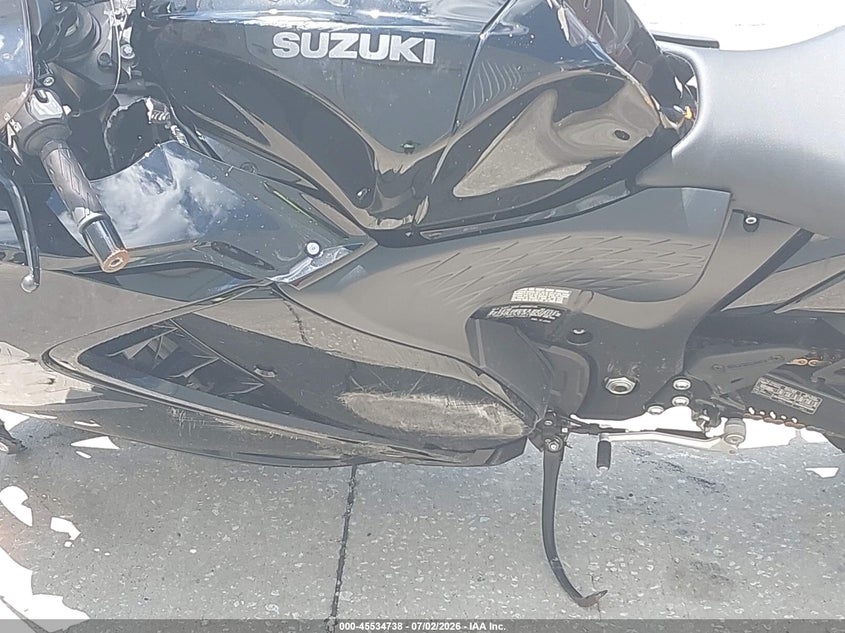 2025 Suzuki Gsx1300 Rr VIN: JS1EJ11B3S7100817 Lot: 45534738