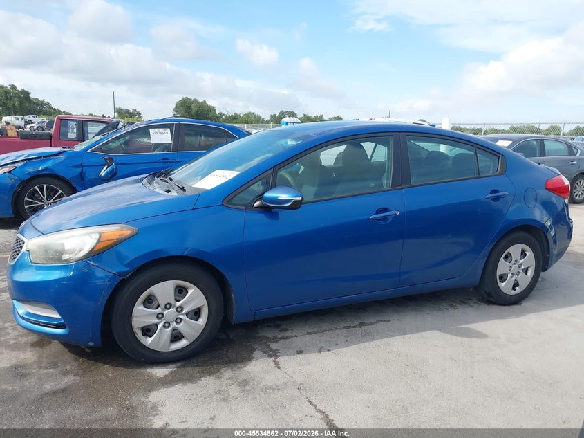 Фото 14 - KIA FORTE