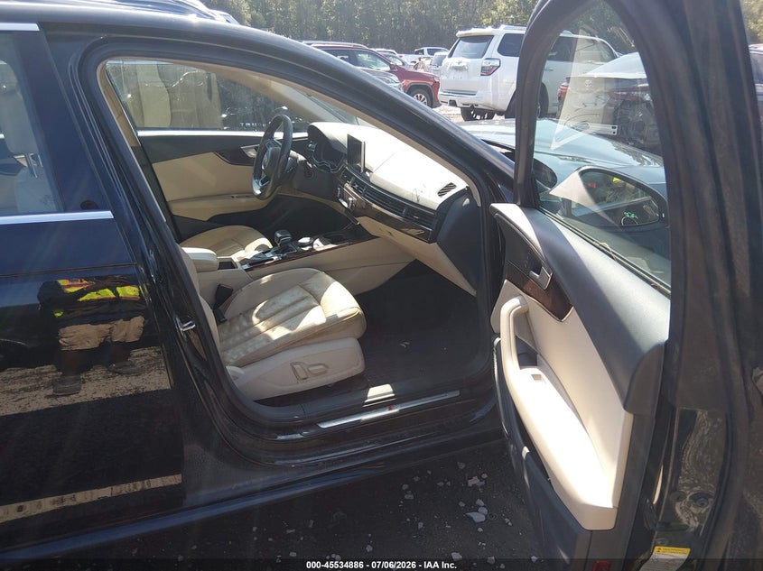 2018 AUDI A4 auction photo 5