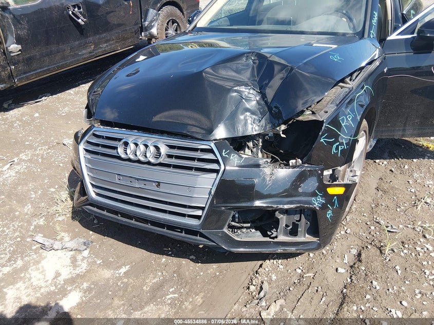 2018 AUDI A4 auction photo 6