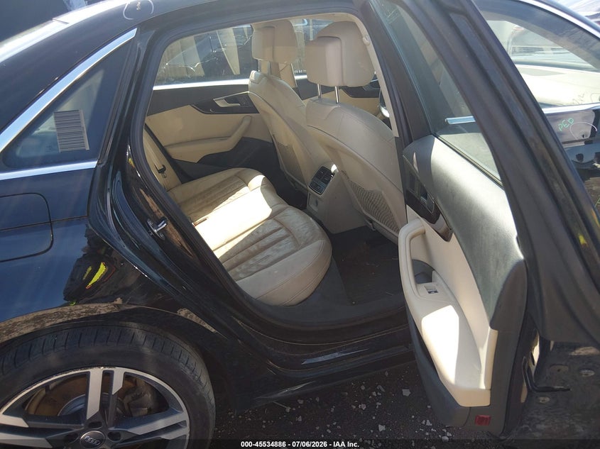 2018 AUDI A4 auction photo 8