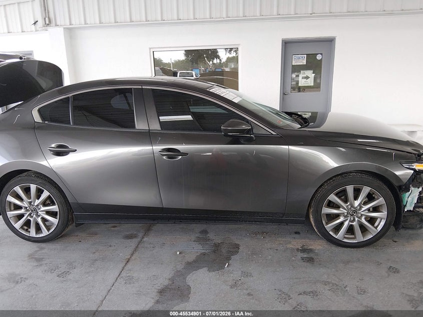 2021 MAZDA MAZDA3 SELECT — Photo 14