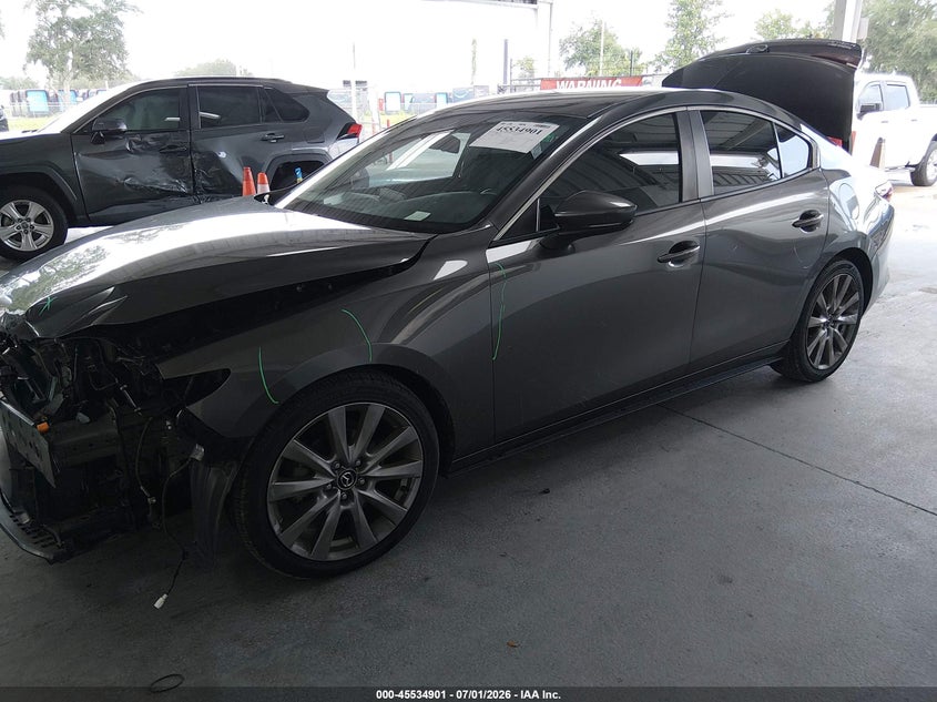 2021 MAZDA MAZDA3 SELECT — Photo 2