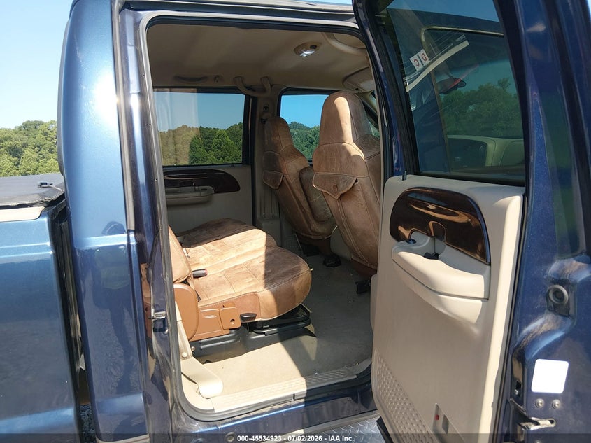2007 FORD F-250 auction photo 8