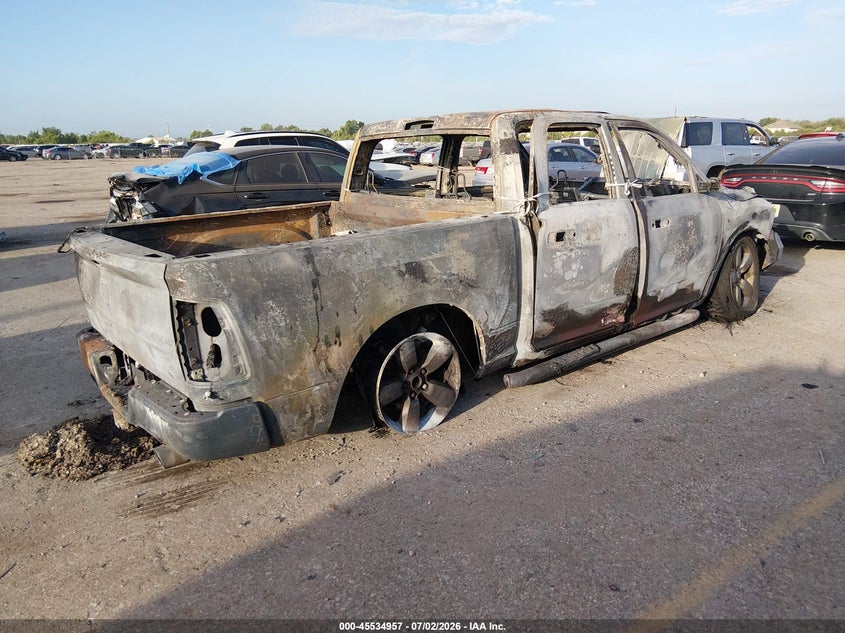 Vin: 3c6rr7kt8fg700549, lot: 46033201, ram 1500 express 20154