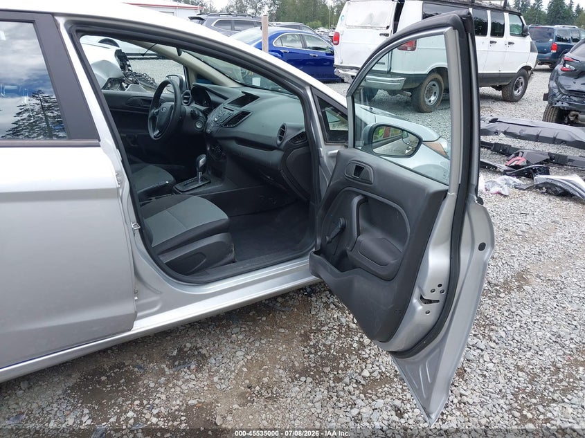 2018 FORD FIESTA auction photo 5