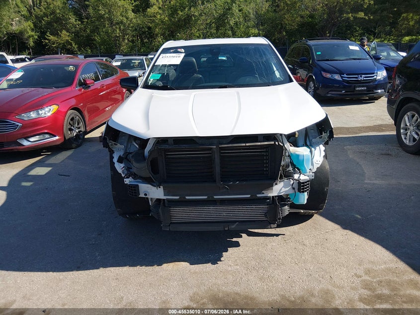 2022 GMC TERRAIN auction photo 6