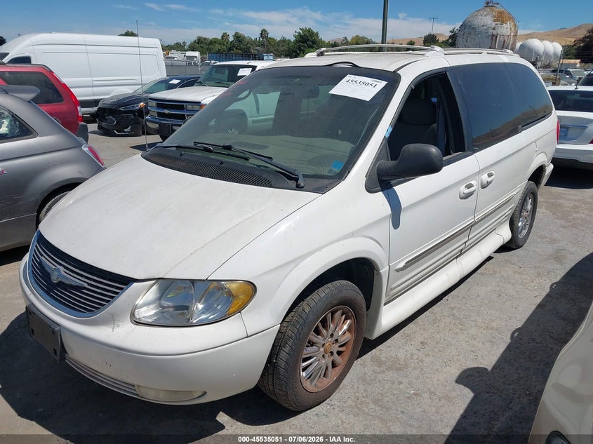 2C8GP64L32R667735 2002 Chrysler Town & Country Limited photo 1