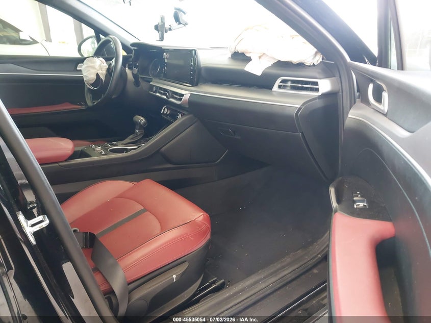 2022 KIA K5 auction photo 5