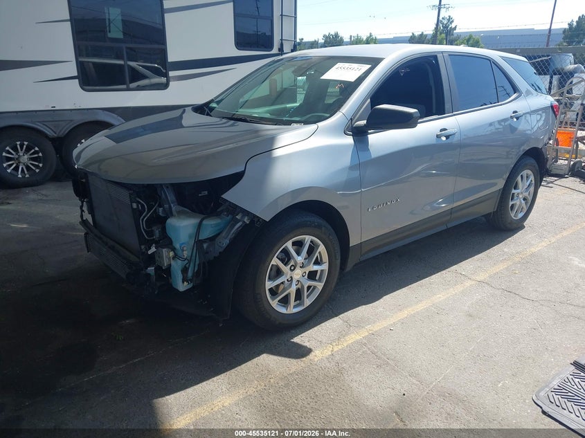 2024 CHEVROLET EQUINOX auction photo 2