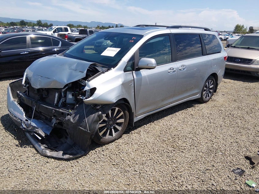 2019 Toyota Sienna, Удар спереду, IAAI, VIN 5TDDZ3DC7KS227375 — фото 2