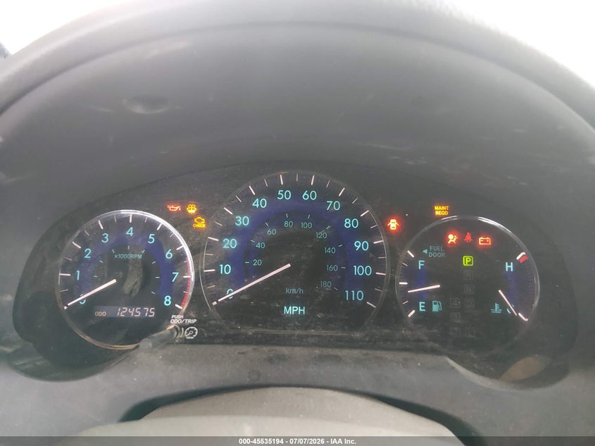2010 TOYOTA SIENNA auction photo 7