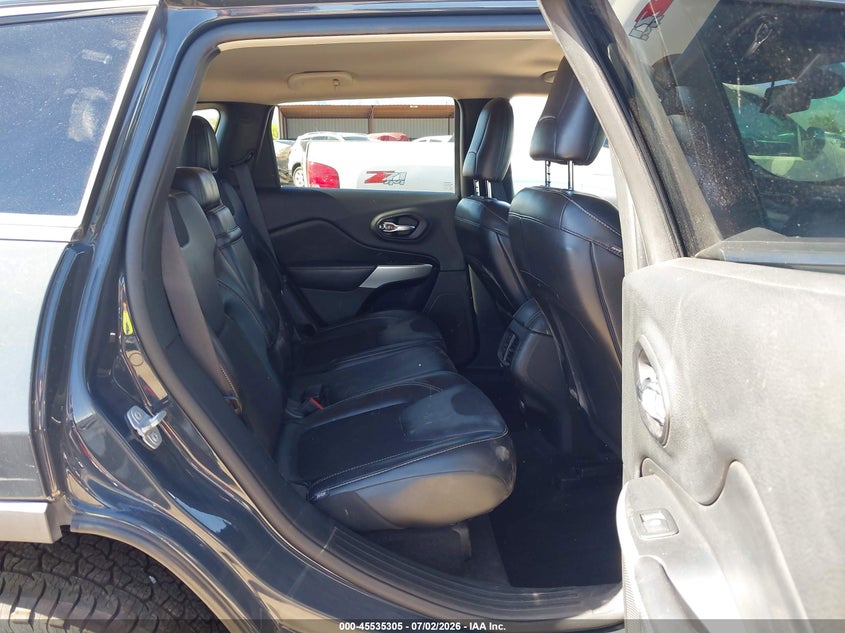 2018 JEEP CHEROKEE auction photo 8