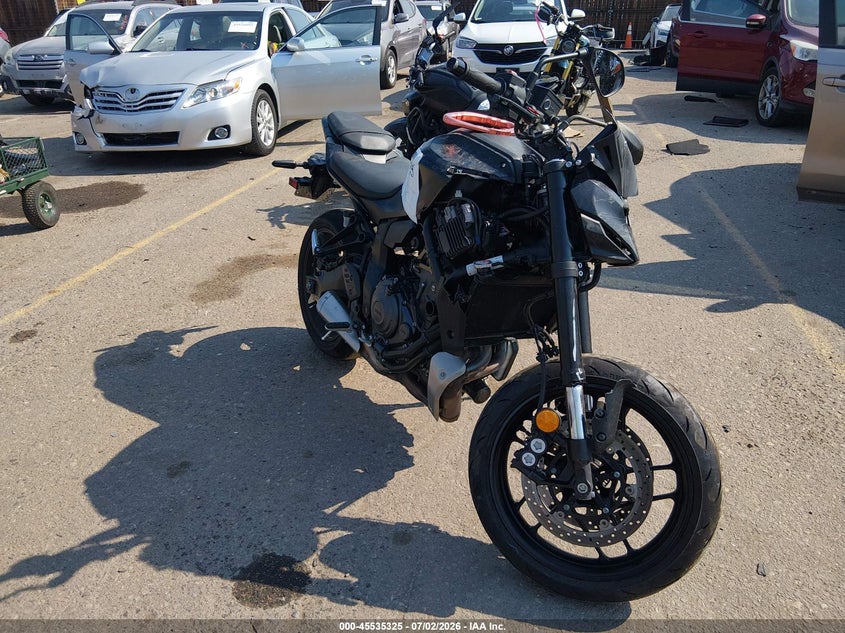 2025 YAMAHA MTN690 auction photo 1