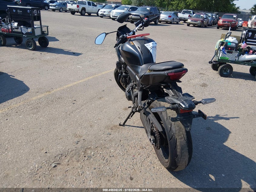 2025 YAMAHA MTN690 auction photo 3