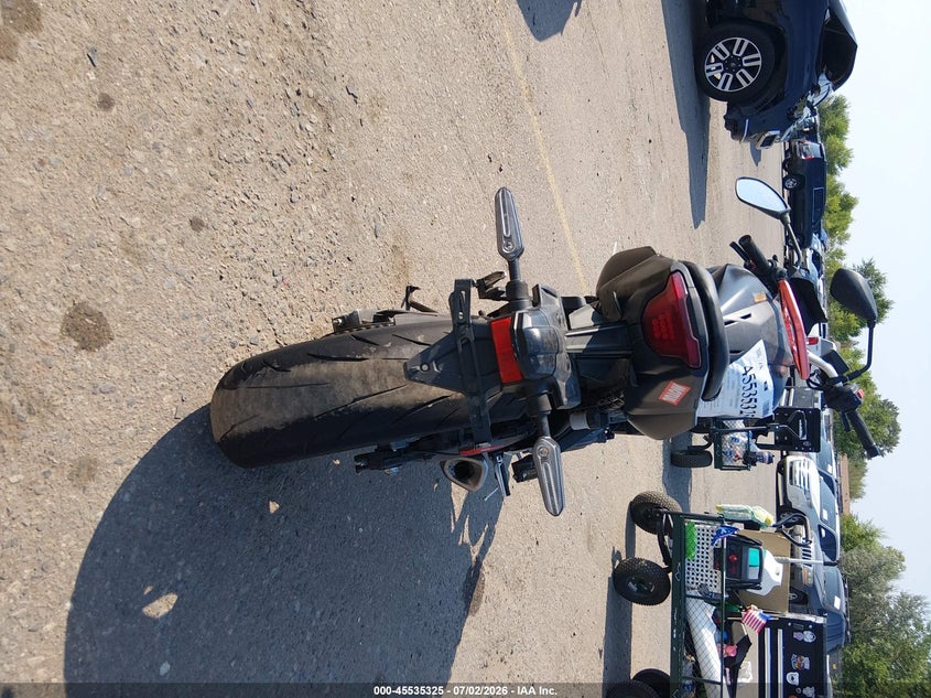 2025 YAMAHA MTN690 auction photo 6
