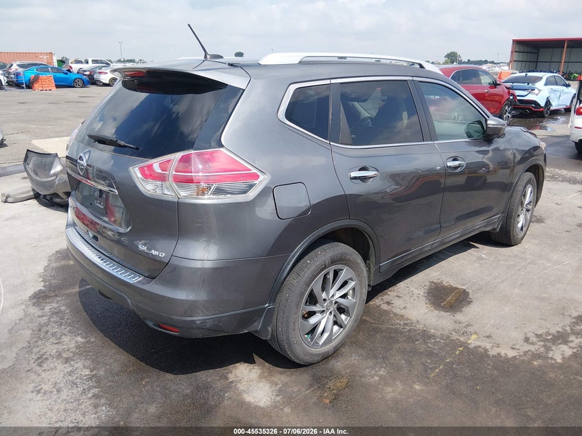 2015 NISSAN ROGUE auction photo 4