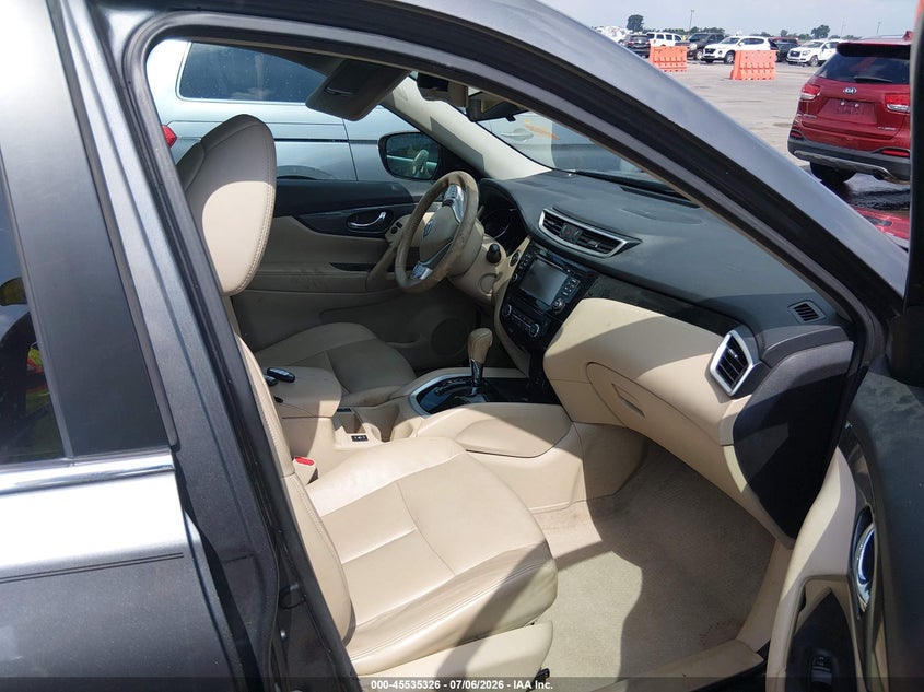 2015 NISSAN ROGUE auction photo 5