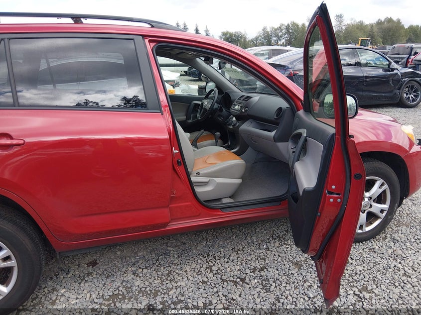 2012 TOYOTA RAV4 auction photo 5
