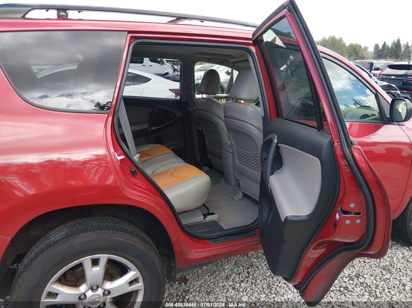 2012 TOYOTA RAV4 auction photo 8