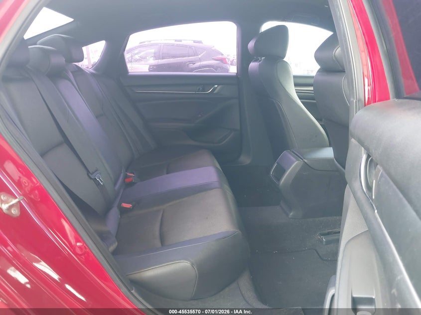 2019 HONDA ACCORD auction photo 8