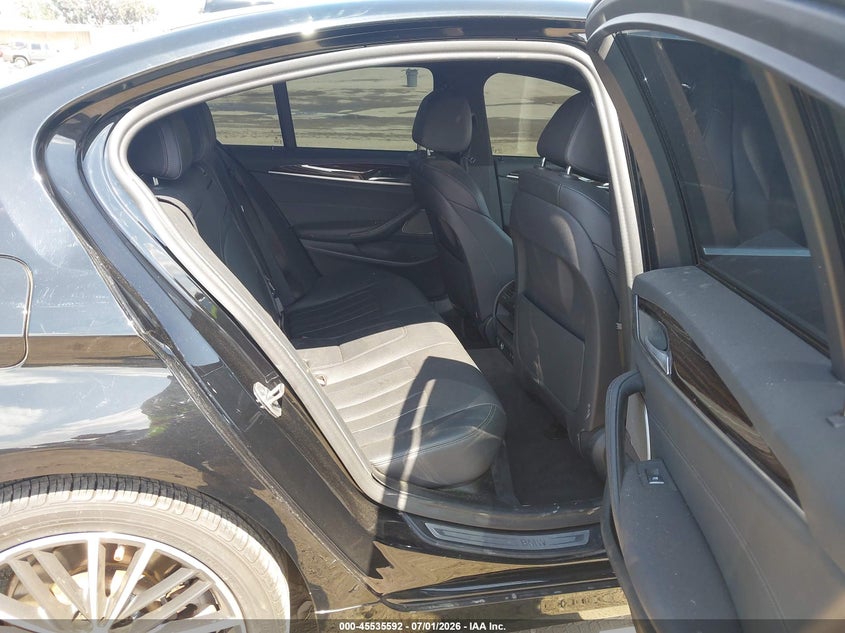 2022 BMW 530E auction photo 8