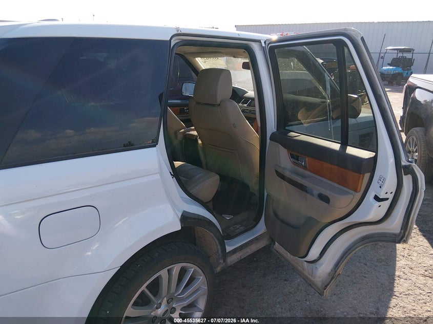 2011 Land Rover Range Rover Sport Hse VIN: SALSK2D40BA705107 Lot: 45535627