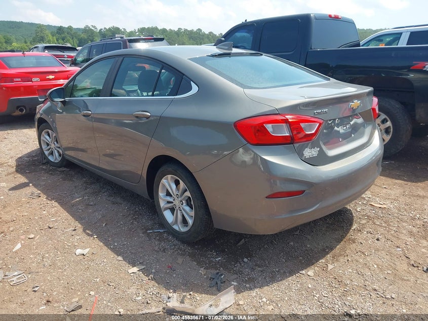 2019 CHEVROLET CRUZE auction photo 3