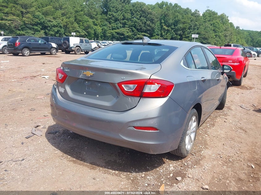 2019 CHEVROLET CRUZE auction photo 4