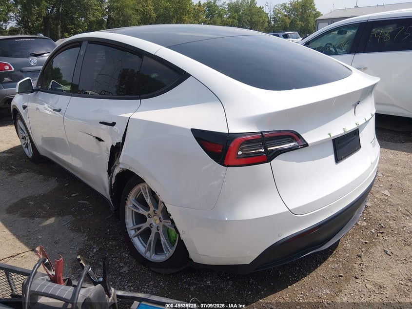 2021 TESLA MODEL Y auction photo 3